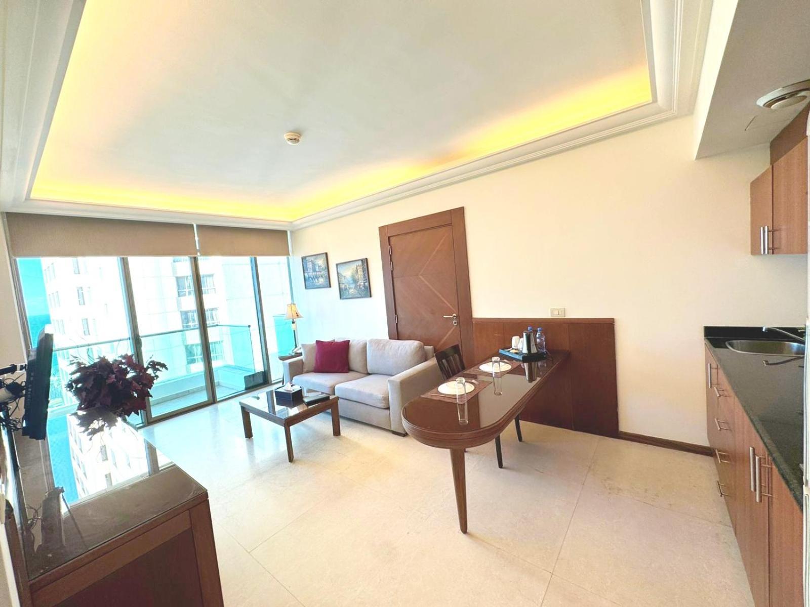 King Suites Hotel Бейрут Екстериор снимка