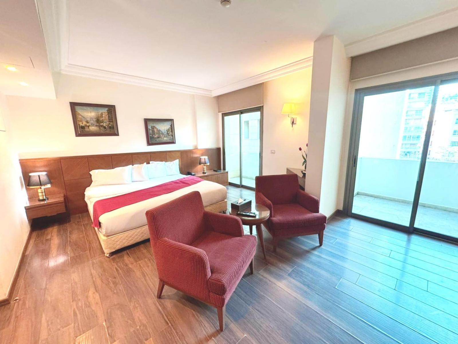 King Suites Hotel Бейрут Екстериор снимка